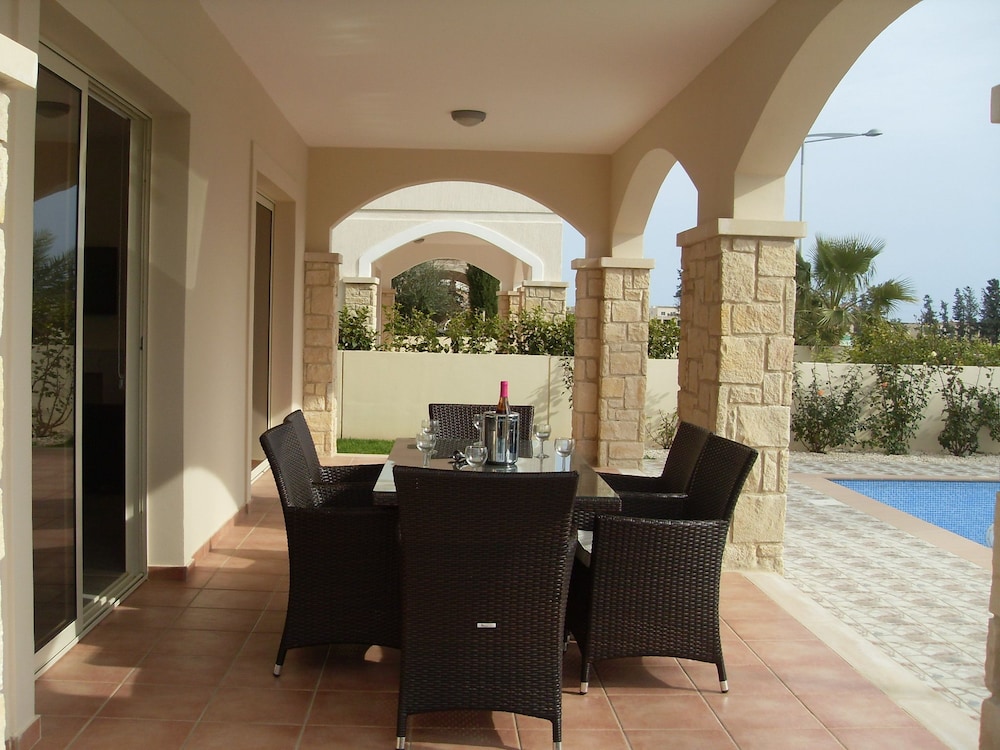 Aphrodite Sands