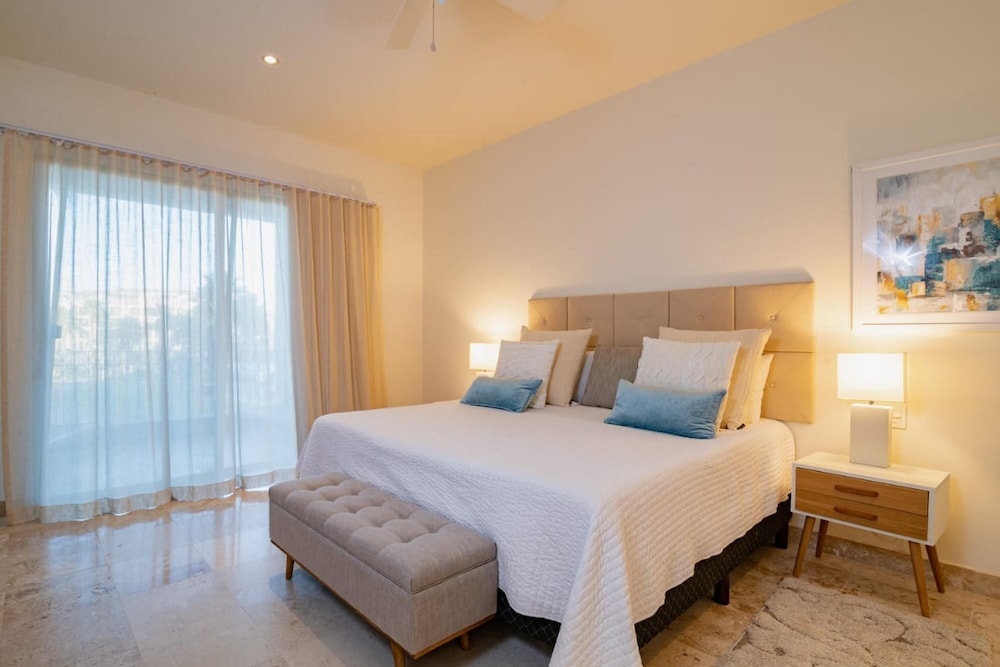 Paraiso Del Mar Resort E202 2 Bed by Casago view 2