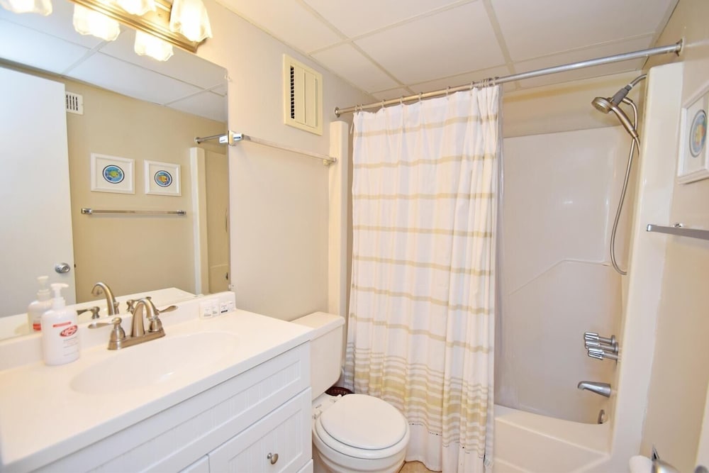 Constellation House 411 2 Bedroom Condo