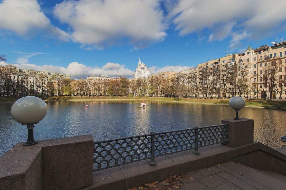 GM Apartment Patriarshiy