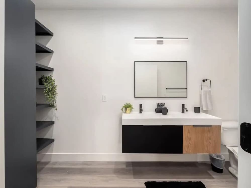 Stylish Getaway -columbus-3 Bedroom Masterpiece