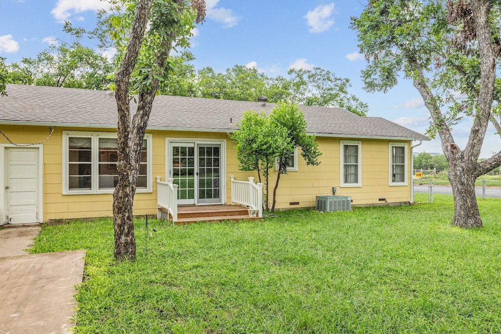 Yellow Rose 2 Bedroom Home