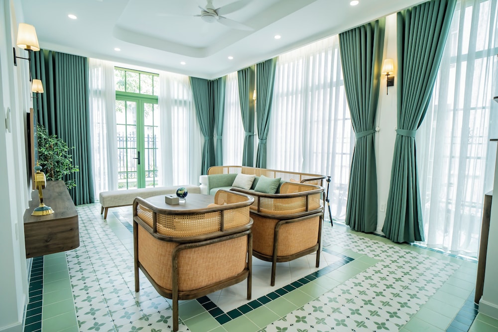Hayha Villa - Tropical Garden Khem Beach