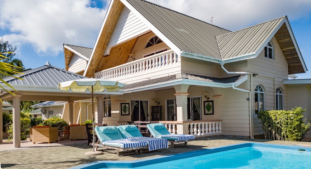 Villa Aya