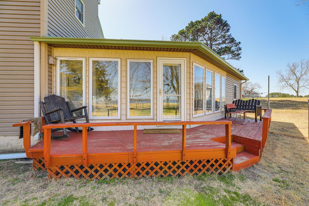 Private Beach & Fishing Pier: Wicomico River House