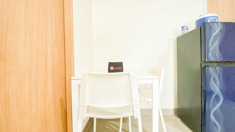 Fully Furnished 1Br Apartment B Residence