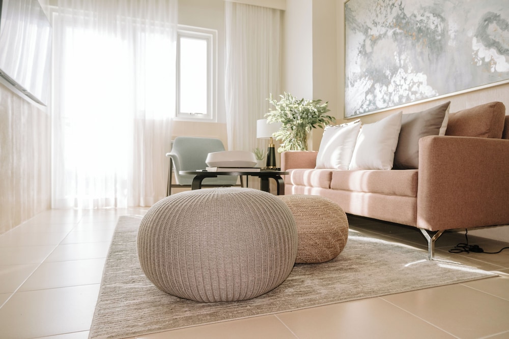 A Luxurious 1BR Apartment
