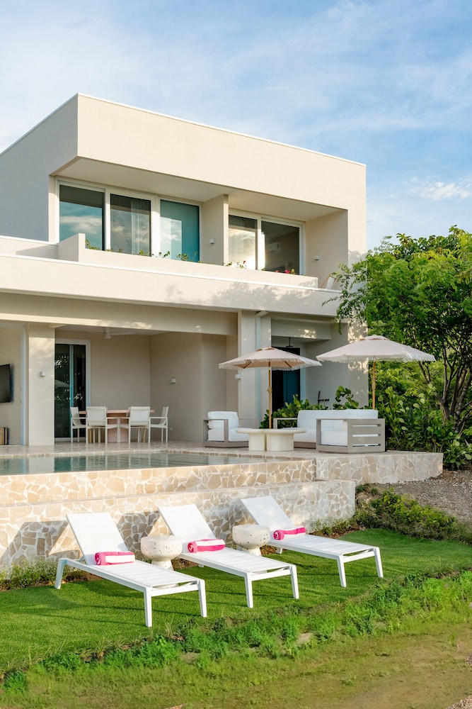 Secluded Luxury Mansion with Sleek, Modern Design, High-End Amenities, and Spectacular Views