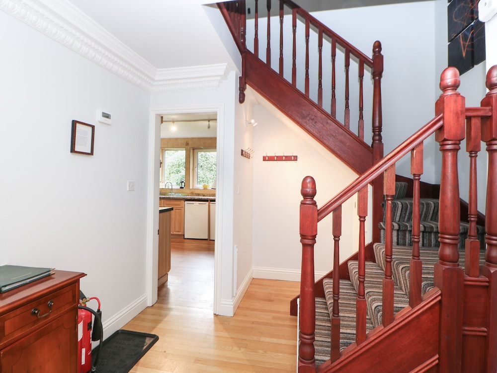 Bridgedown House