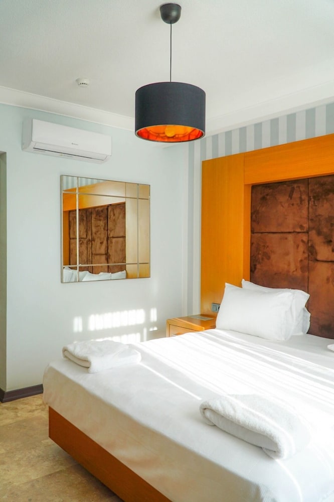 Tangiers Otel - Image 16