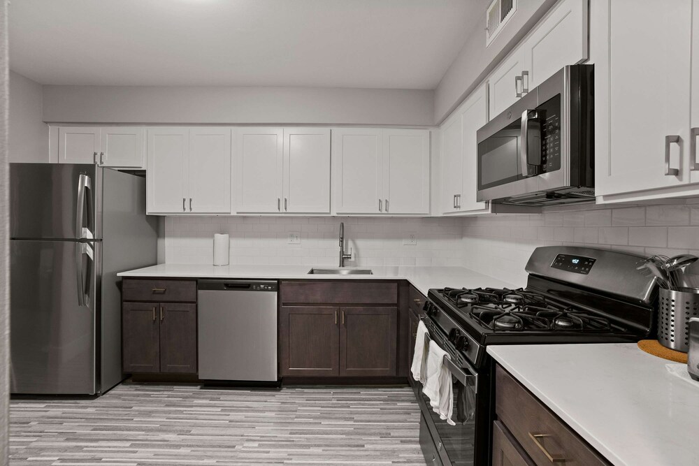 Welcoming 2BR 2BA Retreat With Modern Comforts