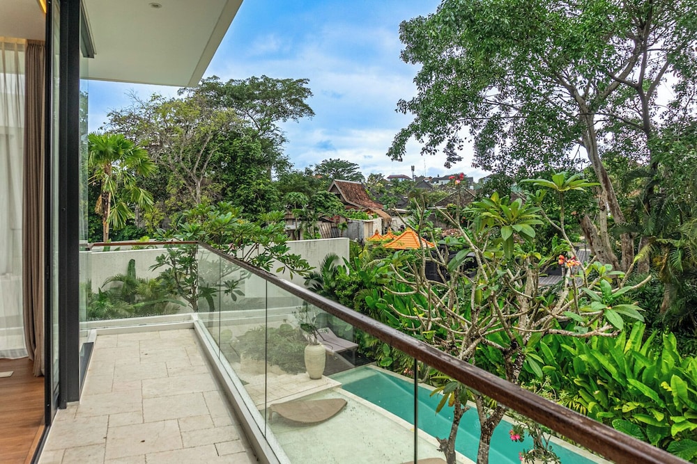 Villa Casa La Brisa by RPM