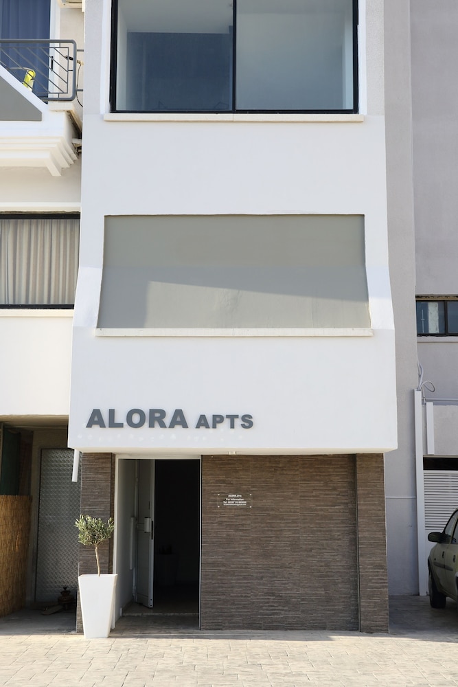 Hotel Alora Apartments - Image 1