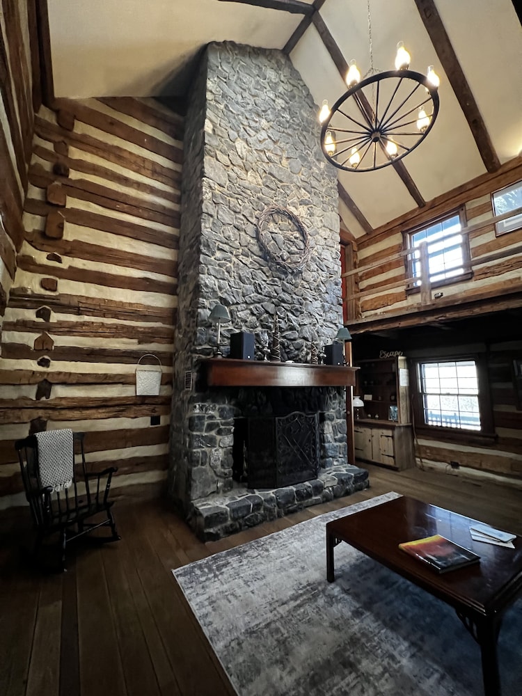 Sugar Tree Inn
