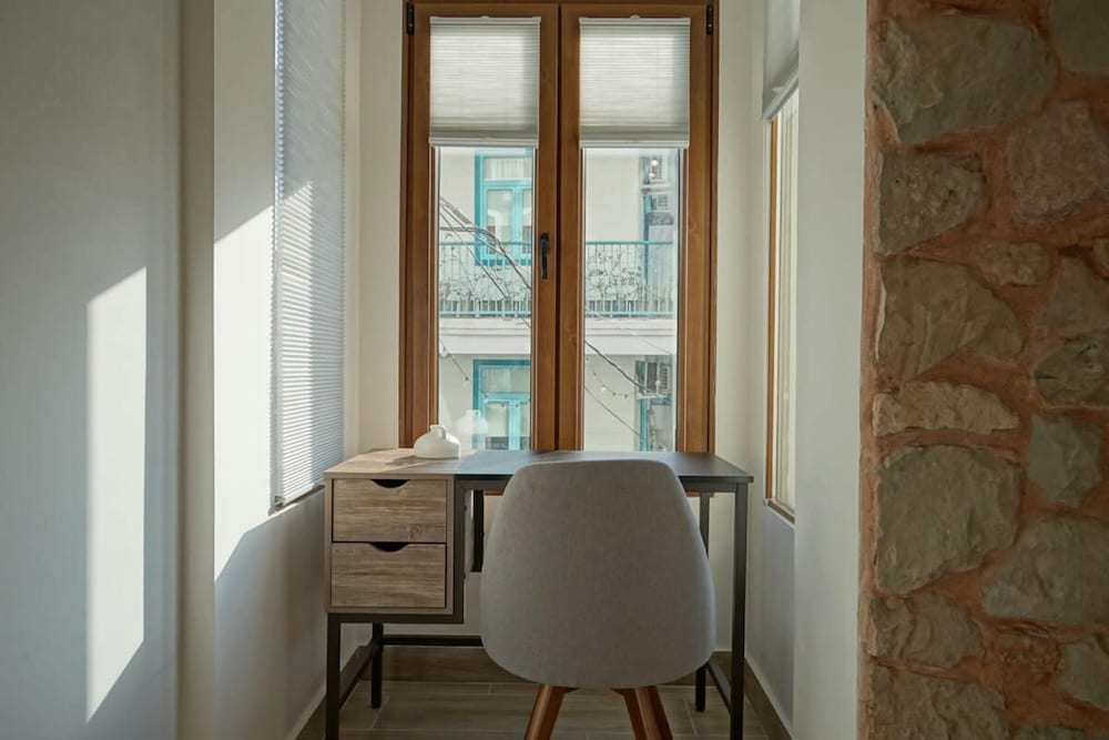 w Lively 1BR in Casco Viejo