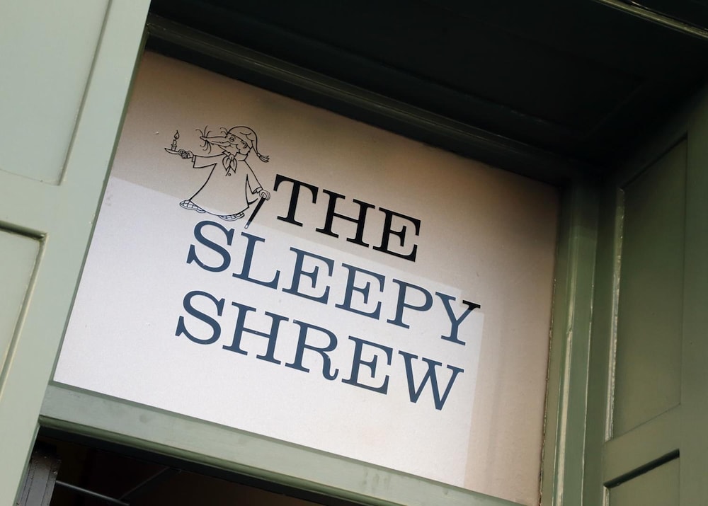 The Loopy Shrew