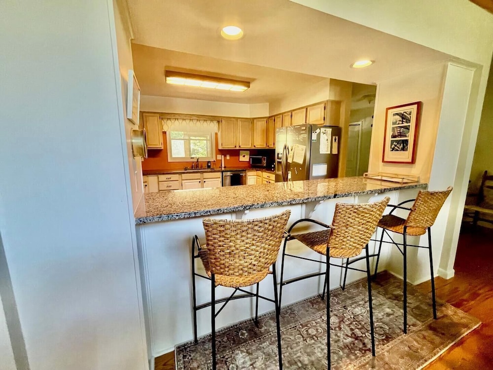 OAK Avenue 73
