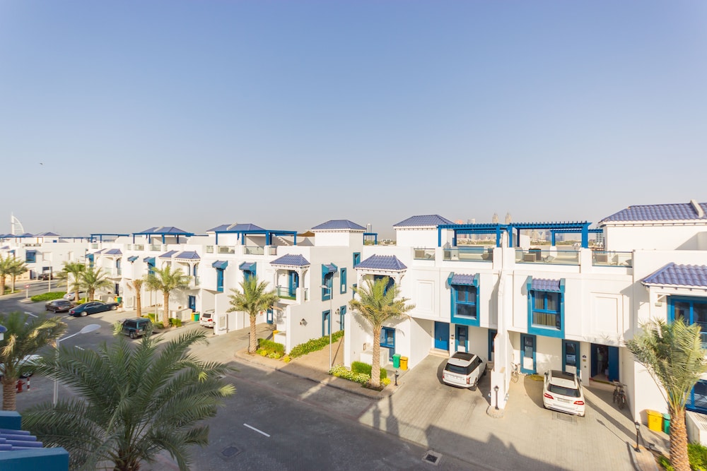 Yanjoon Holiday Homes - Palma Residence