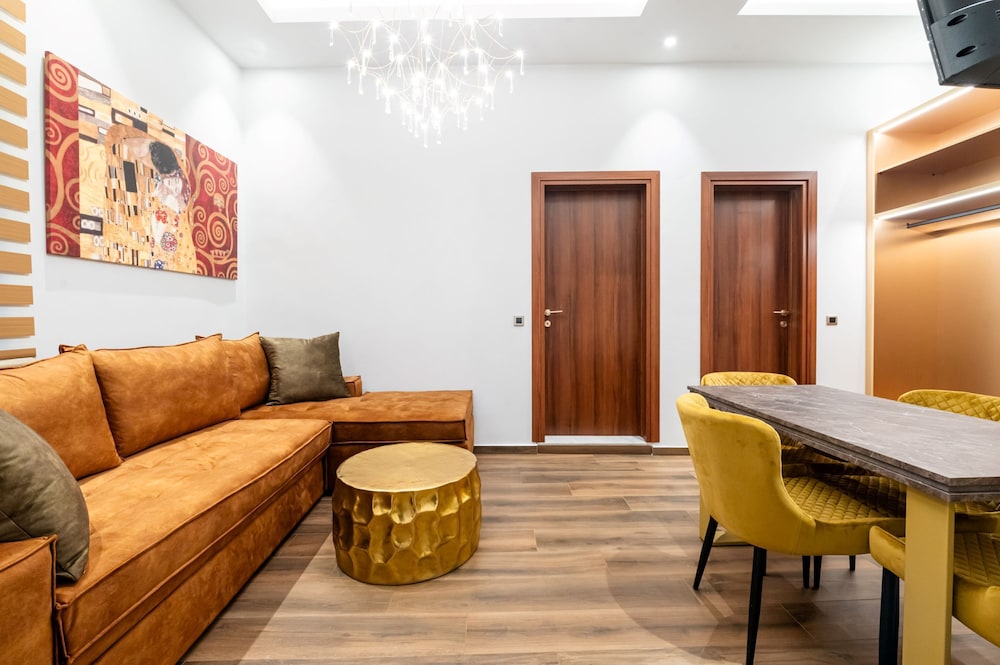 Royal Gold City Suites by Omilos Hotels view 2