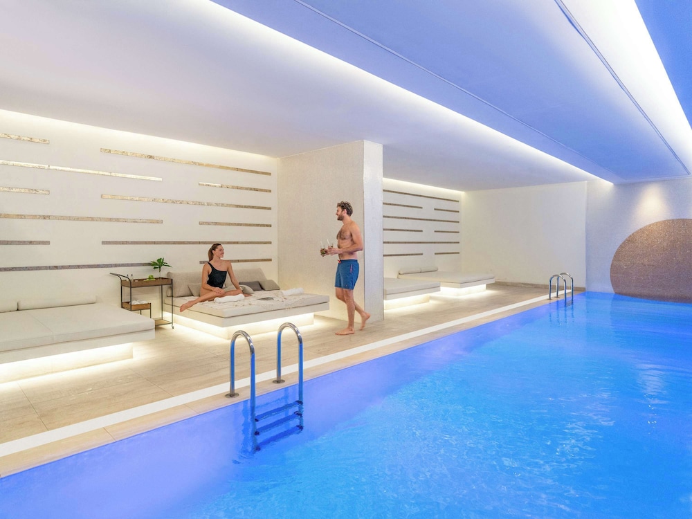 Novotel İstanbul Boğazı - Image 76