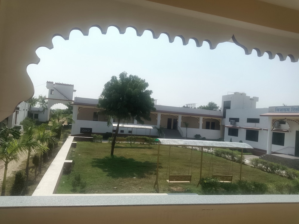 Vijayam Resort