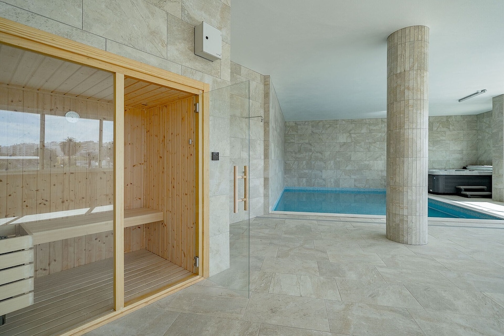 Lagos Marina View 3 With Pool by Homing