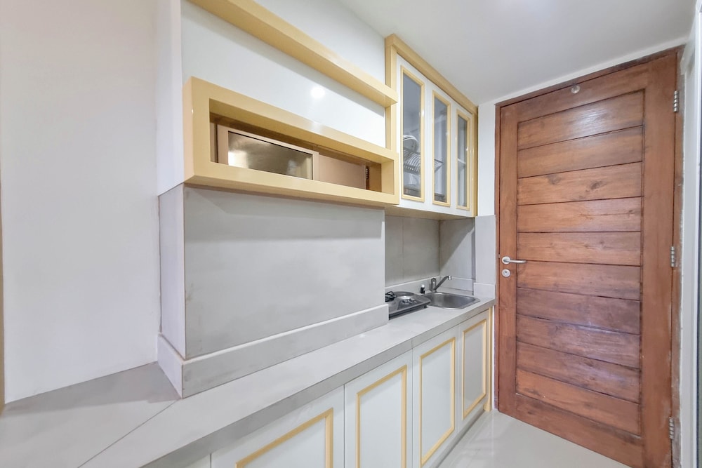 Spacious 2Br At Green Park Yogyakarta Apartment