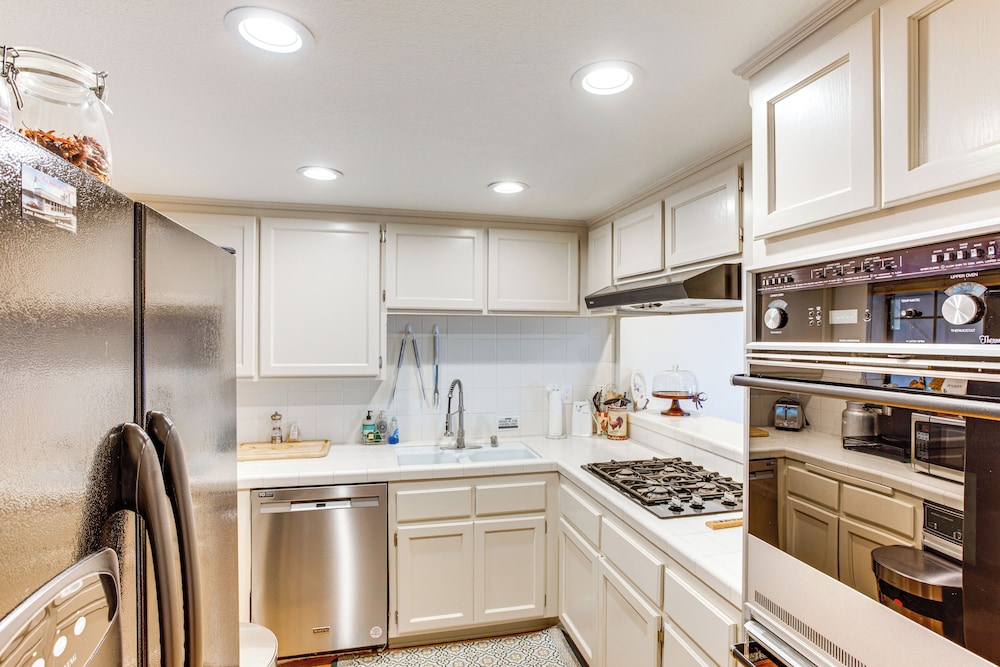 Water Views + Fireplace: Lake Arrowhead Condo