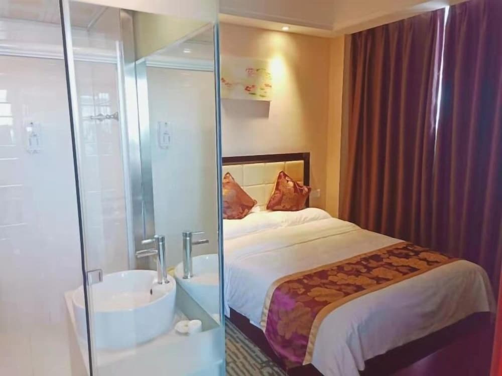GreenTree Alliance Chuzhou Laian County Development District Jingyi Road Hotel.