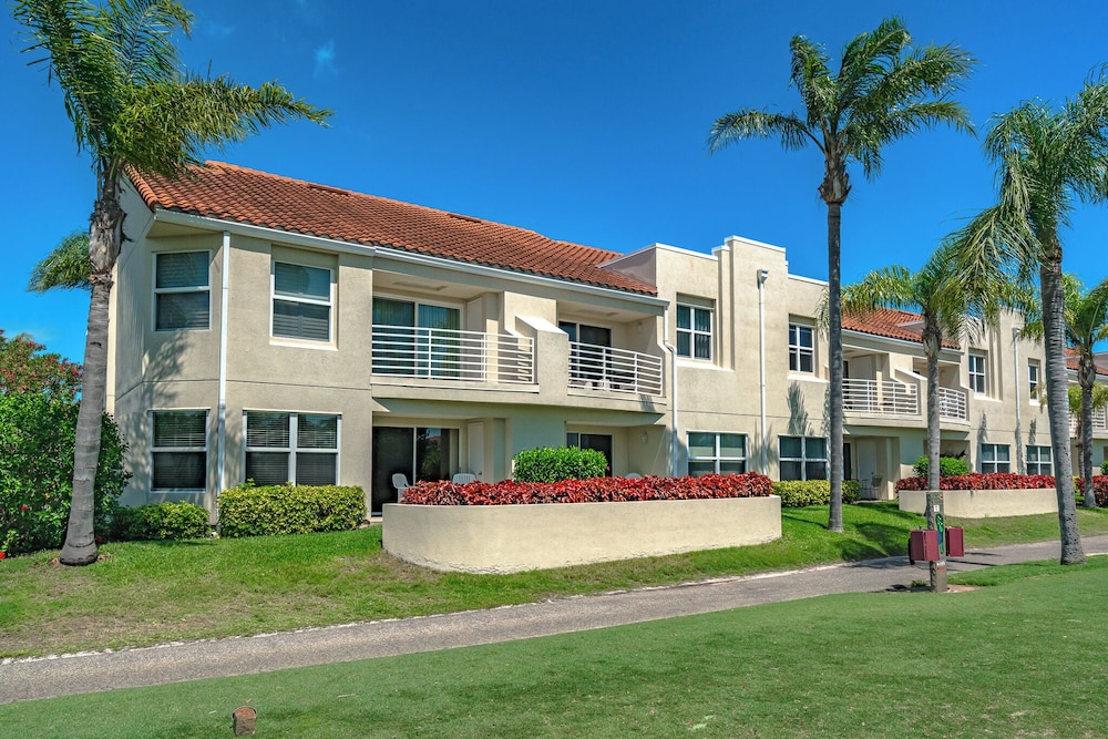 Vista Verde North 6-142 by Distinctive Beach Rentals