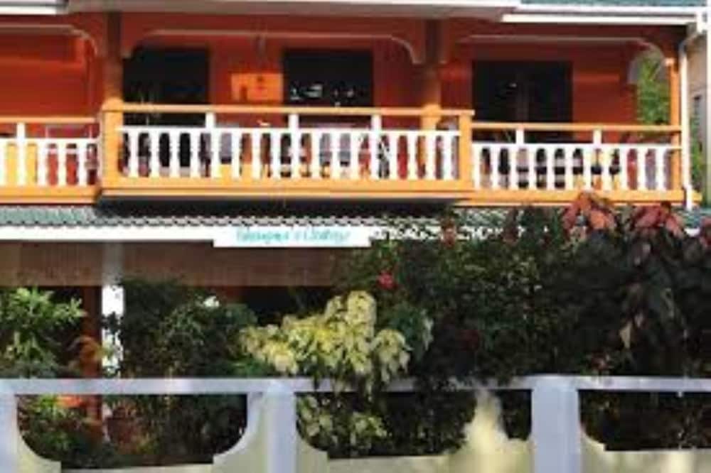 Georgina's Cottage