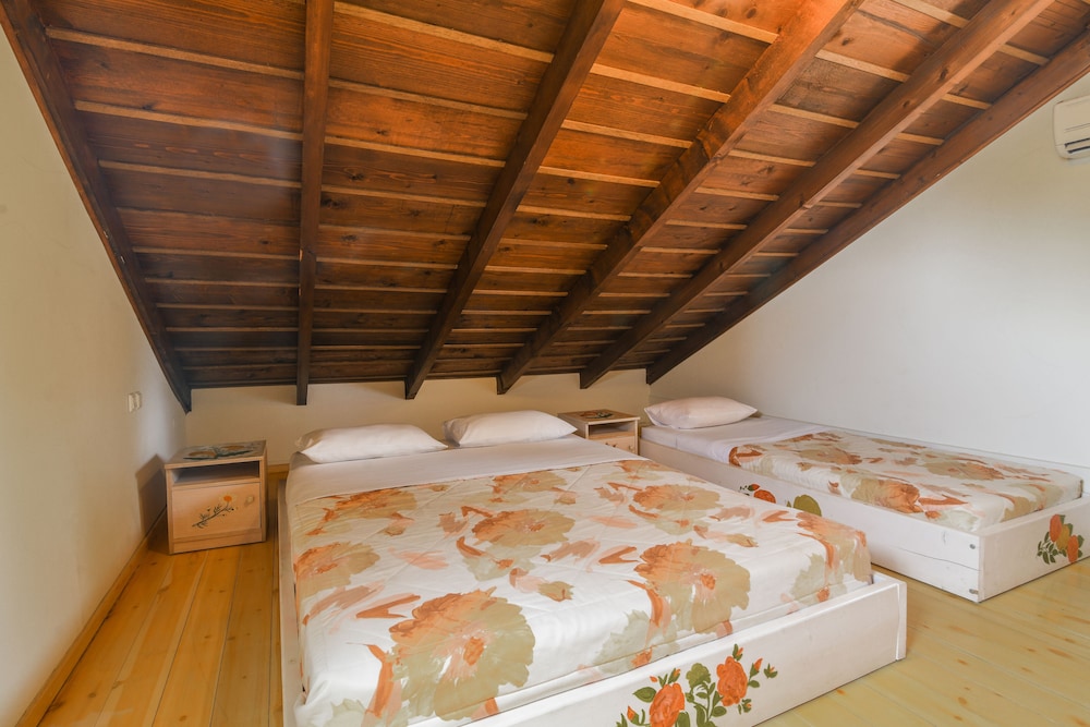 Villas Therianos photo 5