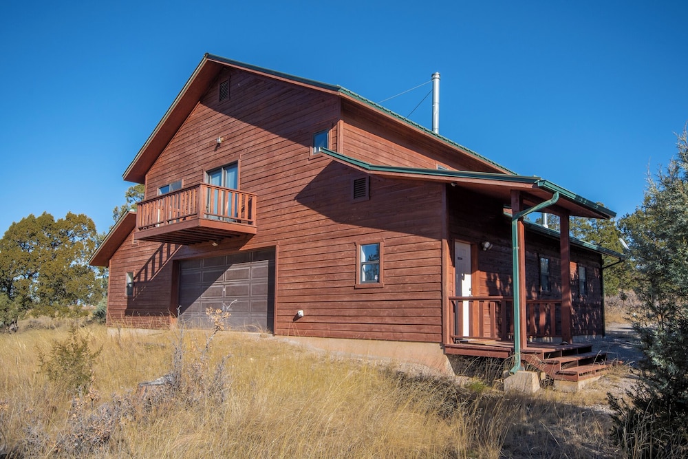 Blue Lake Lodge by Ruidoso Vacation Rentals