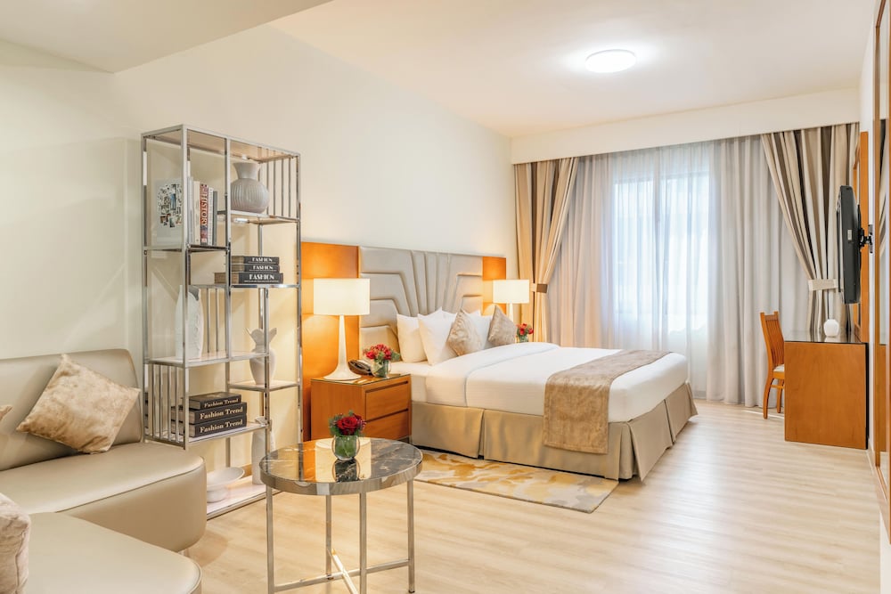 Golden Sands 10 Hotel Apartments