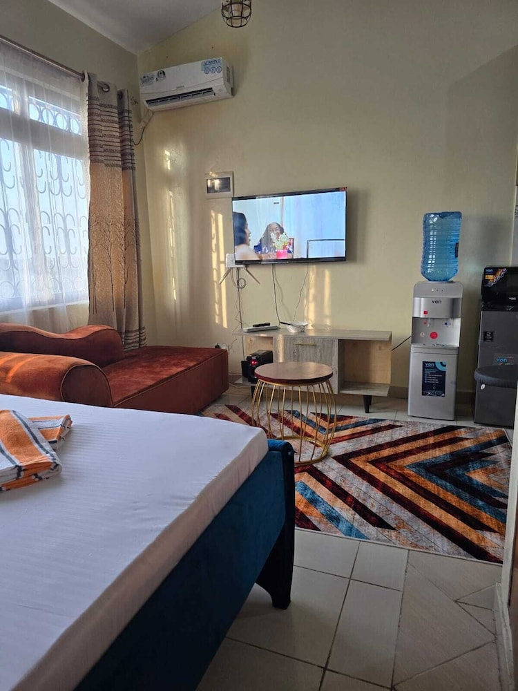 Lux Suites Gish Studios Nyali