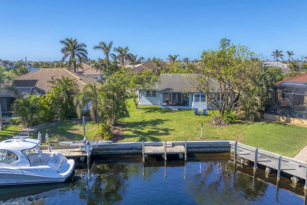Punta Gorda 3-Bedroom Canalfront Vacation Home with Dock 3 Home
