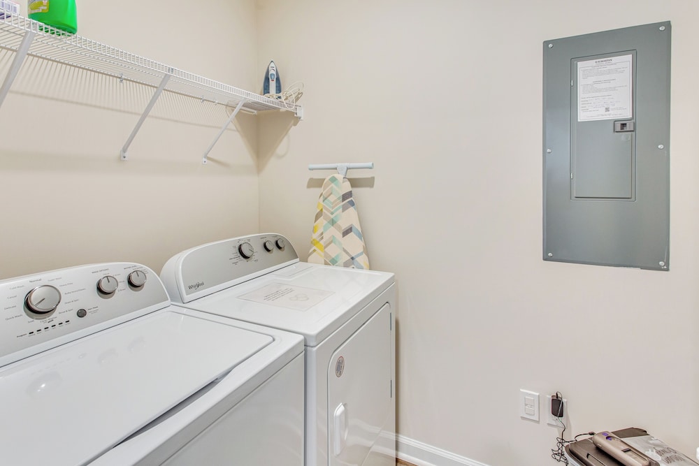 Near Golf Courses: Cozy Home in Ocean Isle Beach!