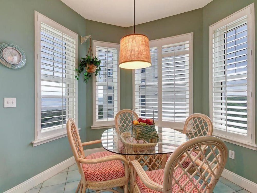 90-ocean-place view 5