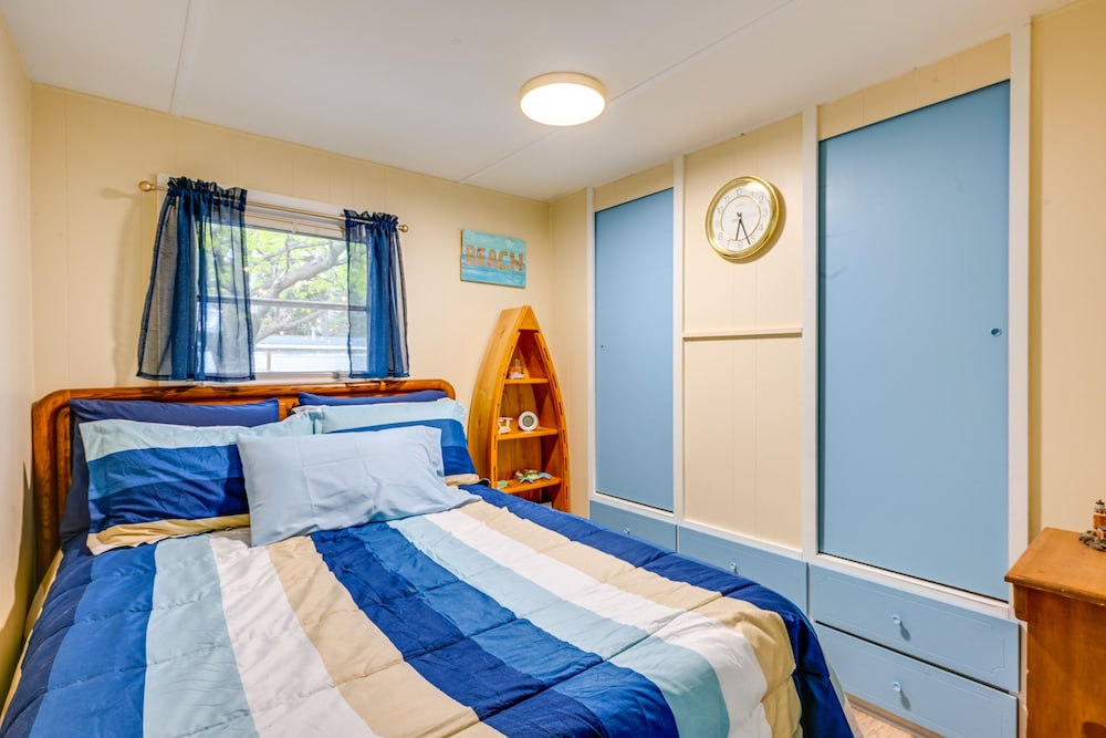 Walk to Lake Huron: Pet-friendly Caseville Cottage - Property Image 24