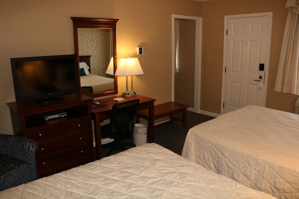 The Village Inn Harrisonburg view 2