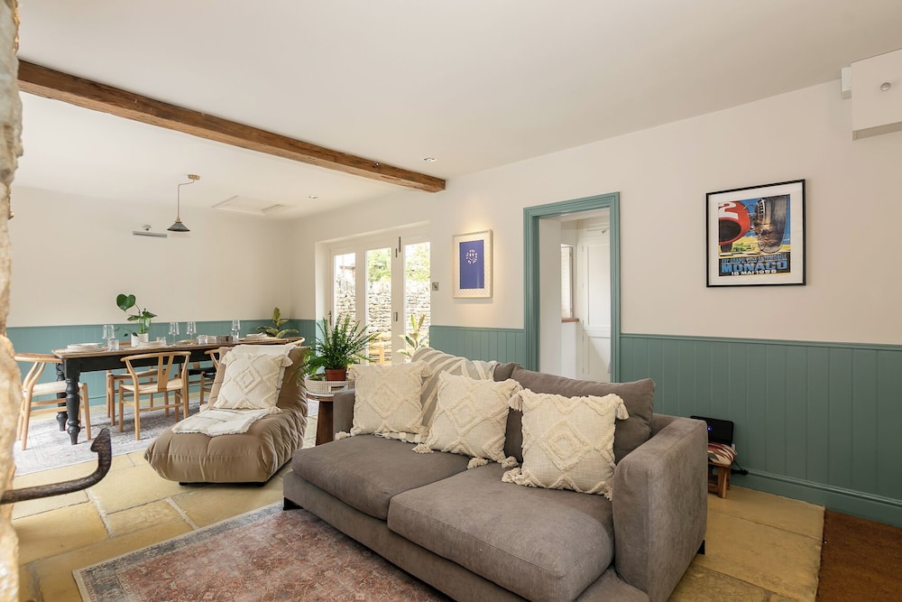 Beautiful 2BD Cottage in the Cotswolds