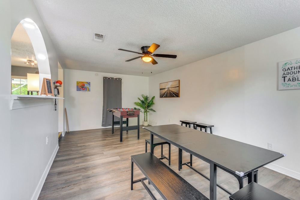 Game, Swim & Explore: Family Home in Pensacola