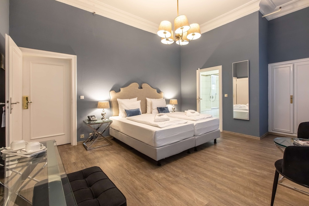Frankfurt Vacations - Hotel Monopol - Property Image 41