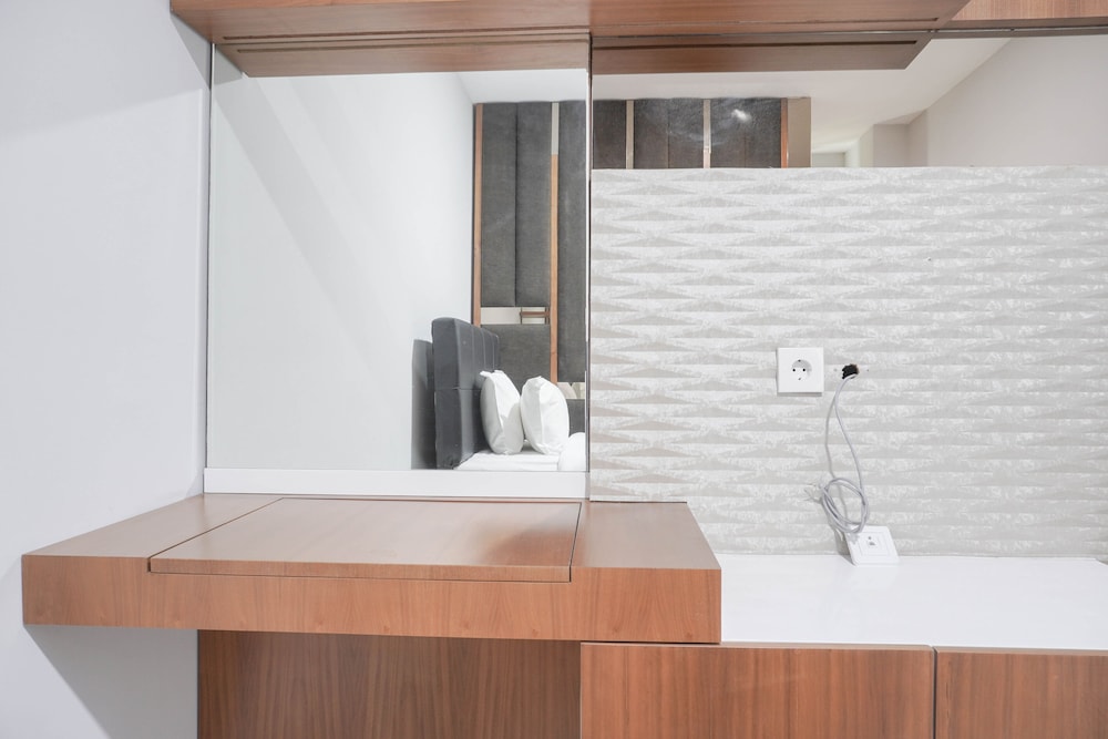Nice And Comfort 1Br At Citralake Suites Apartment, Jakarta - 13