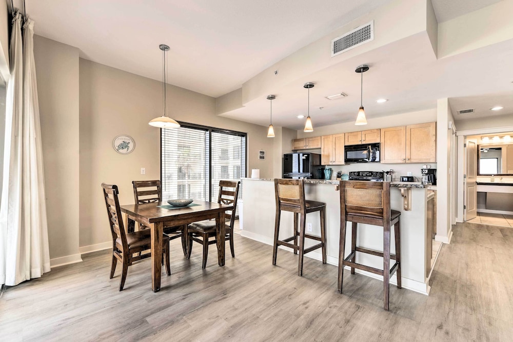 Scenic PCB Condo w/ Stunning Sunsets & Beach View!