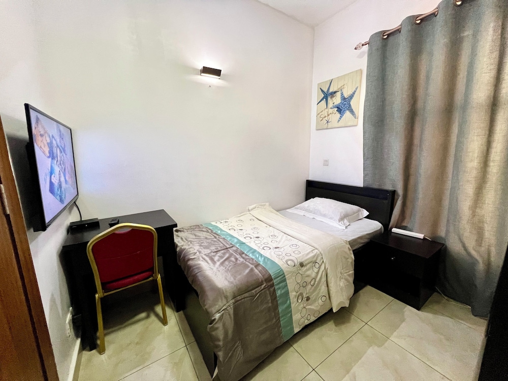 FURNISHED APARTMENTS Duplex
