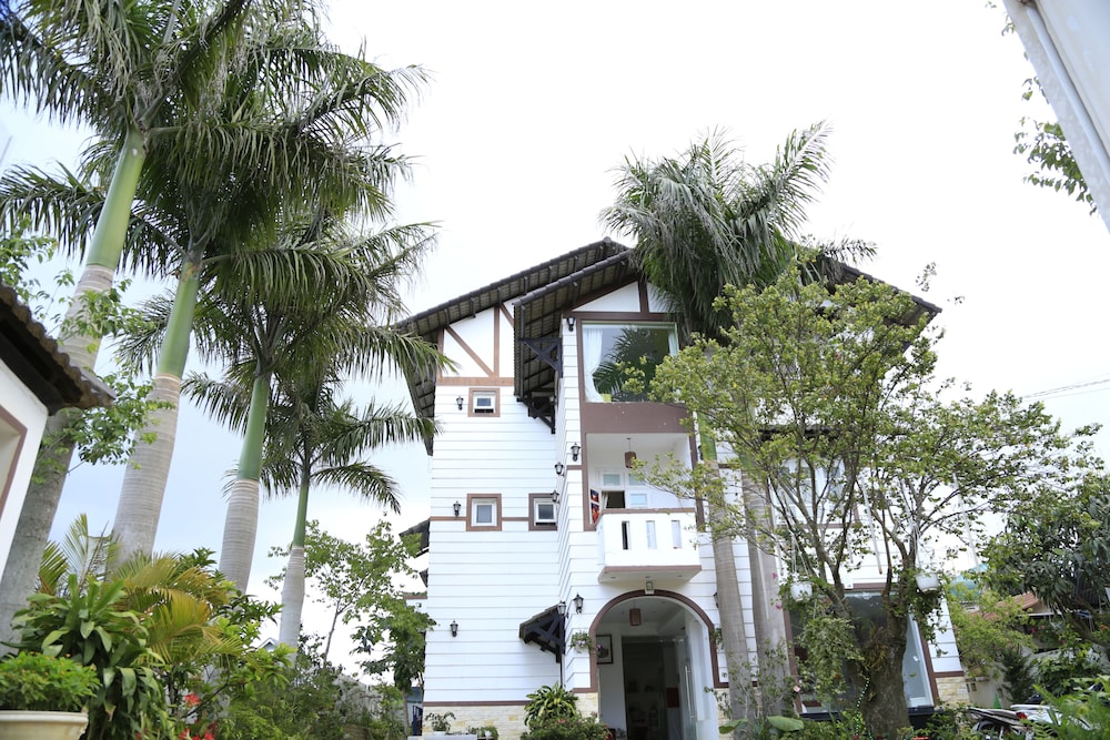 Hoai Huong Homestay