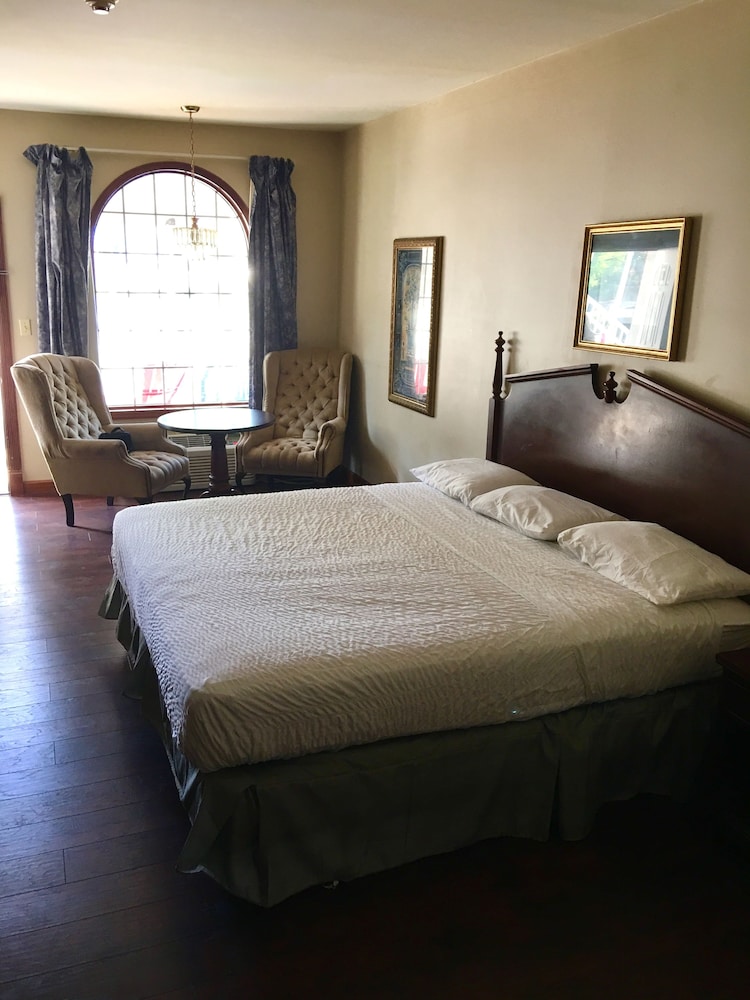 Cumberland Gap Inn