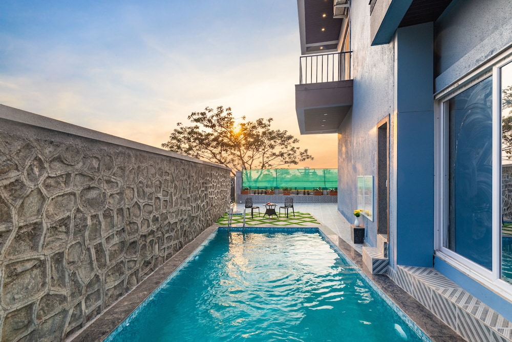 StayLeisurely Villa 30 Emerald Lonavala