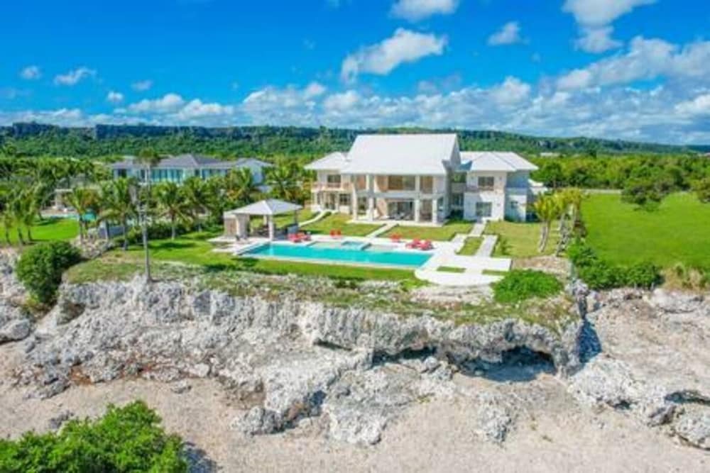 Insane Ocean View Cap Cana Villa - Pool Chef Staff
